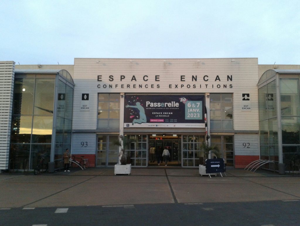 entrée du salon de l'orientation Passerelle 2023 de La Rochelle